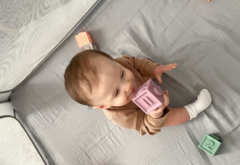 Deluxe Travel Crib & Play Yard Sheets - Image 6