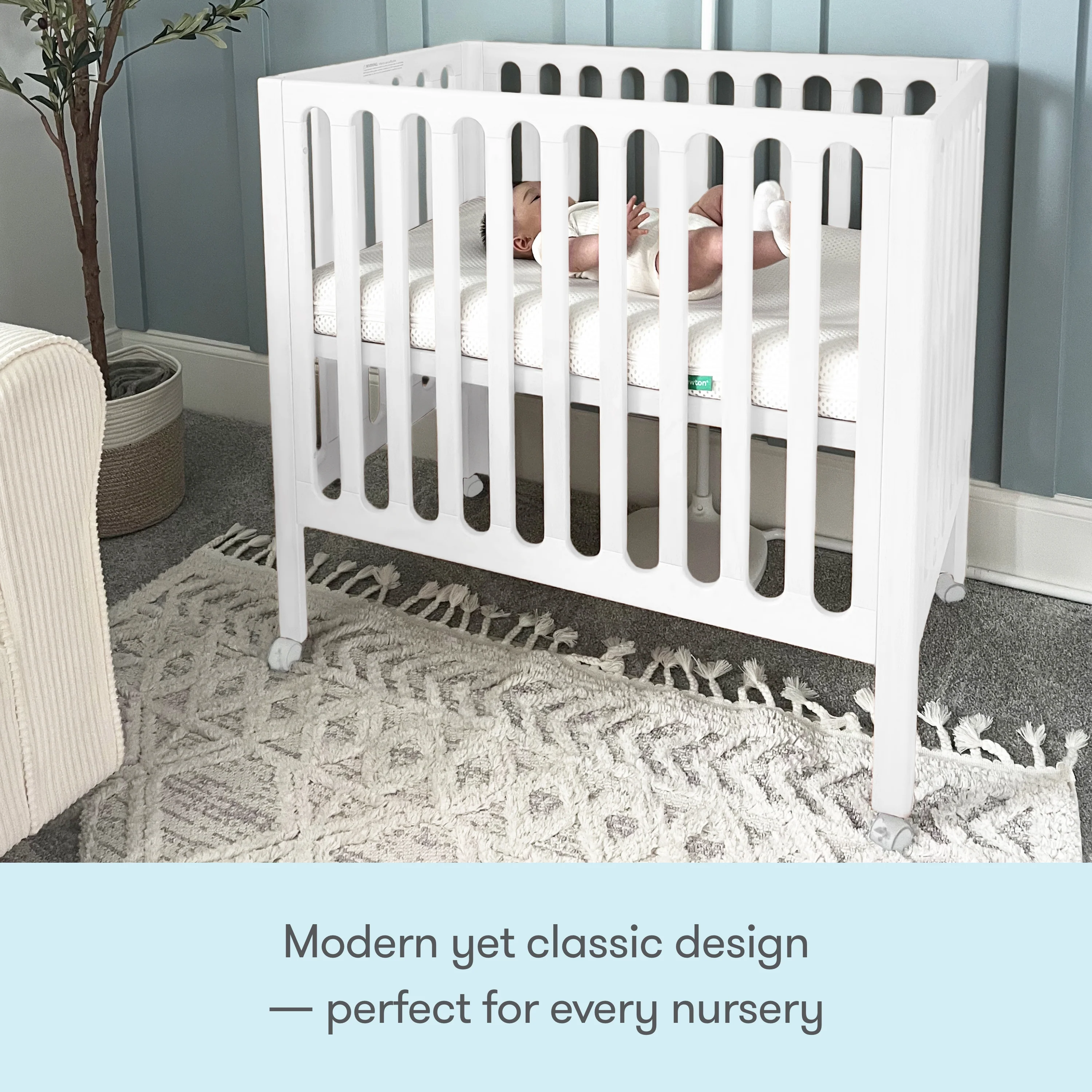 Newton Galileo Mini Crib with Newton Mattress - Image 26