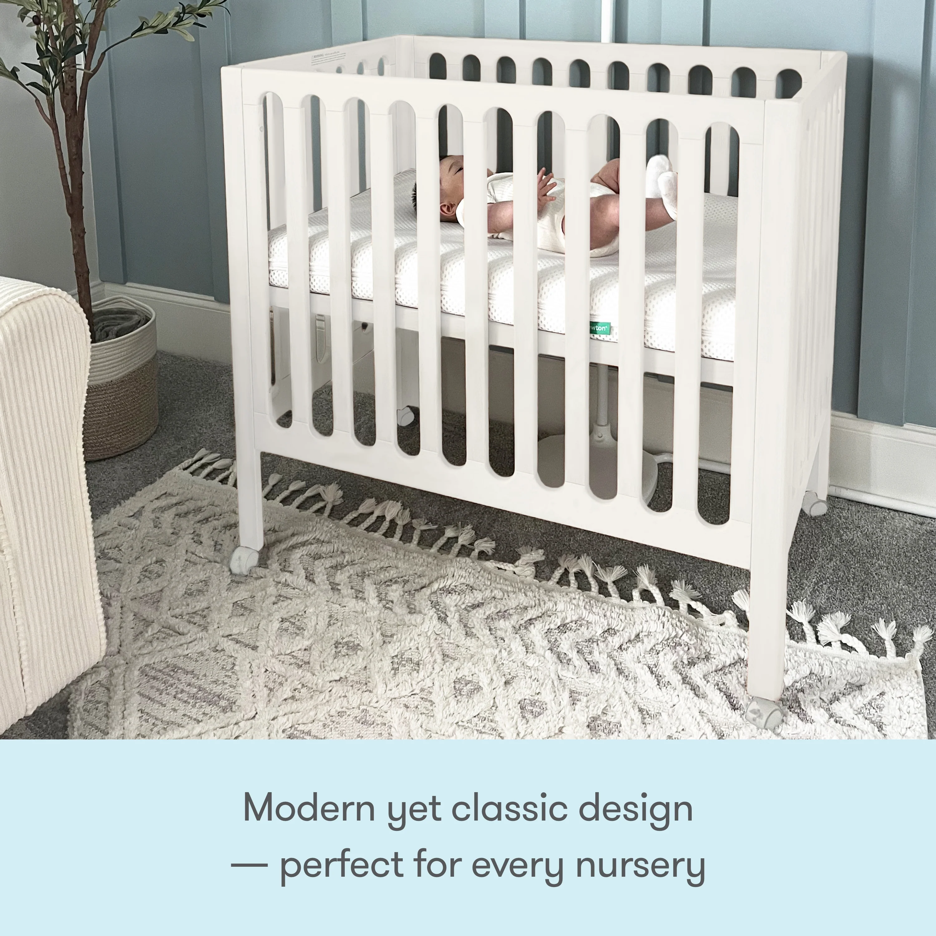 Newton Galileo Mini Crib with Newton Mattress - Image 41